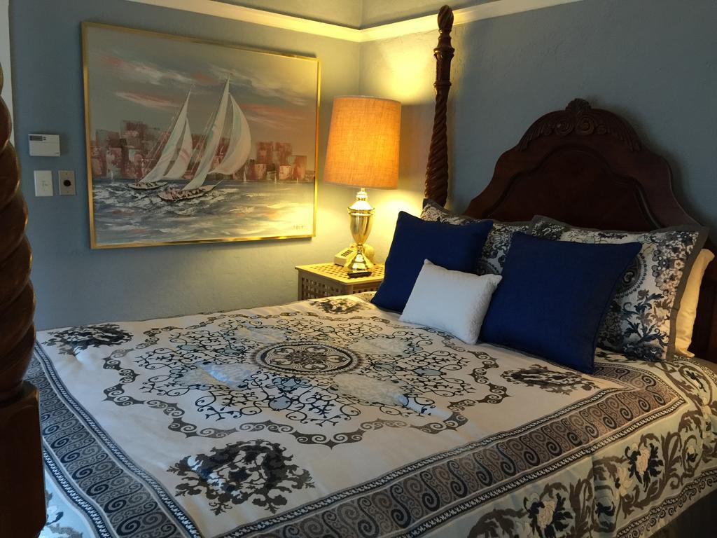 Shorelight Inn Benicia Buitenkant foto